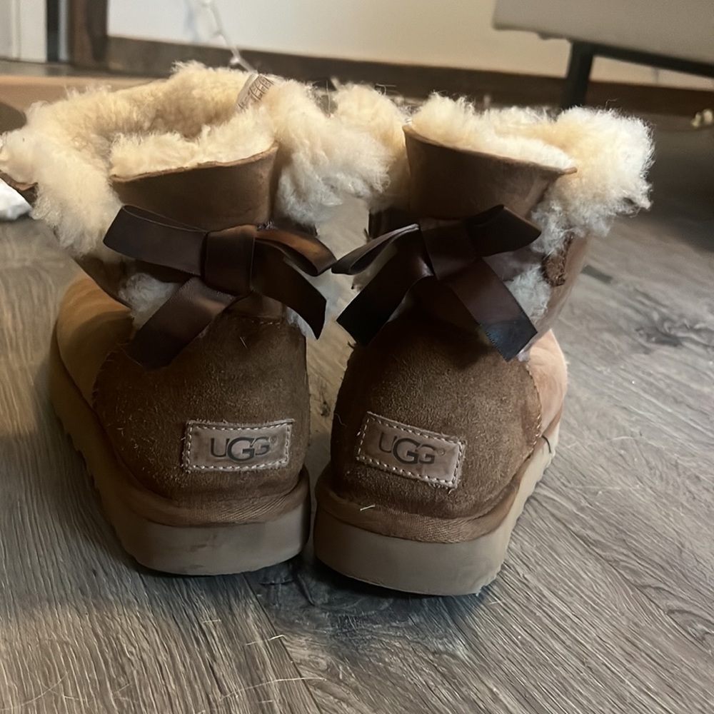 Ugg Bailey Bow - image 3